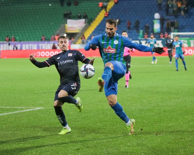 Çaykur Rizespor - Fraport TAV Antalyaspor maçından kareler 25