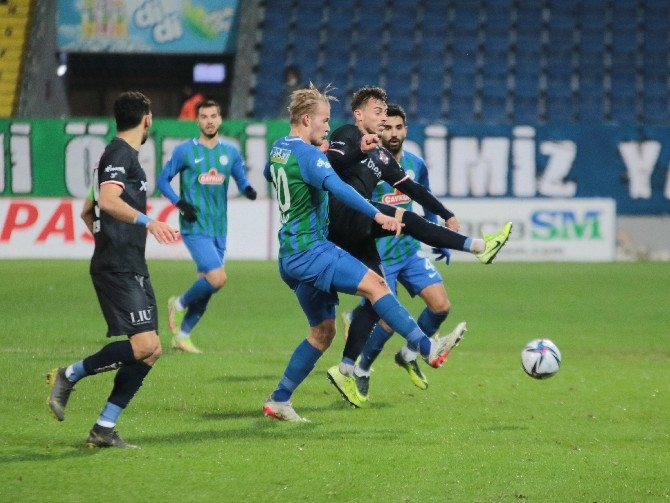 Çaykur Rizespor - Fraport TAV Antalyaspor maçından kareler 27