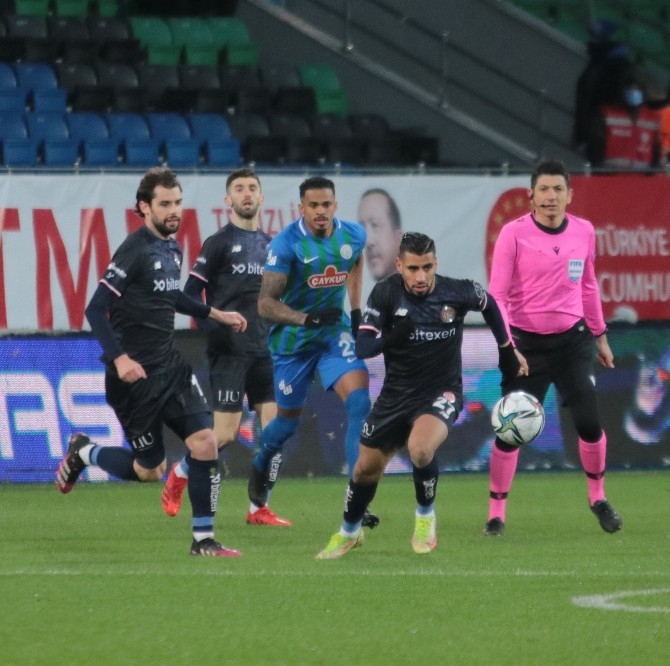 Çaykur Rizespor - Fraport TAV Antalyaspor maçından kareler 34