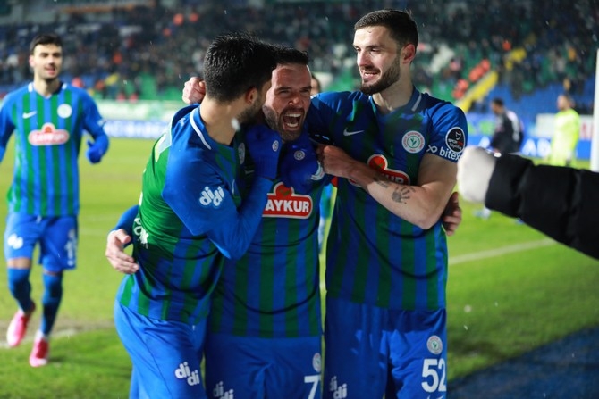 Çaykur Rizespor - Fraport TAV Antalyaspor maçından kareler 49