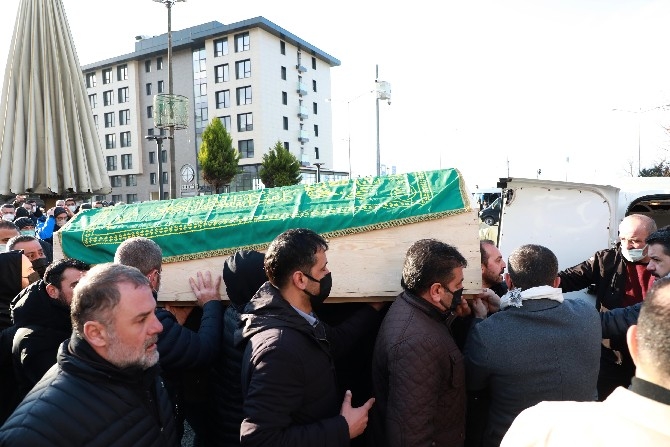 Avukat Şafak Mahmutyazıcıoğlu, Rize'de toprağa verildi 15