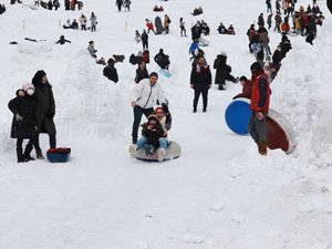 14. Ayder Kar Festivali renkli görüntülerle başladı