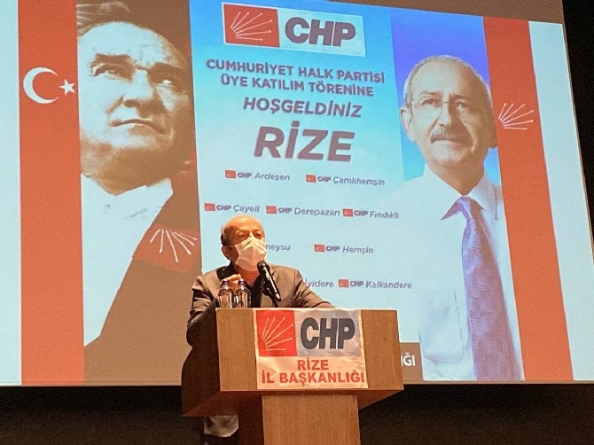 CHP Rize İl Başkanlığı Üye katılım töreni gerçekleştirildi. 38