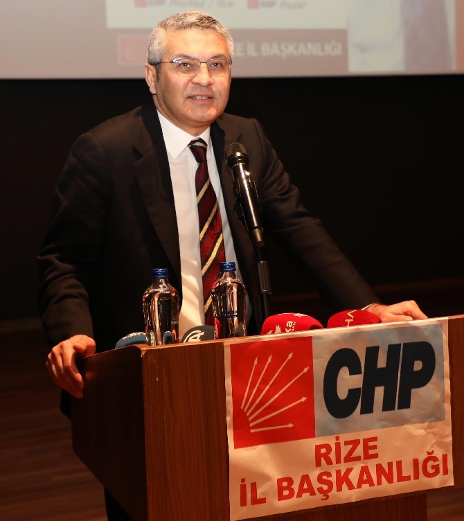 CHP Rize İl Başkanlığı Üye katılım töreni gerçekleştirildi. 45