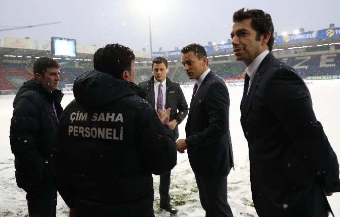 Çaykur Rizespor-Trabzonspor maçı öncesi kar yağışı etkili oluyor 4
