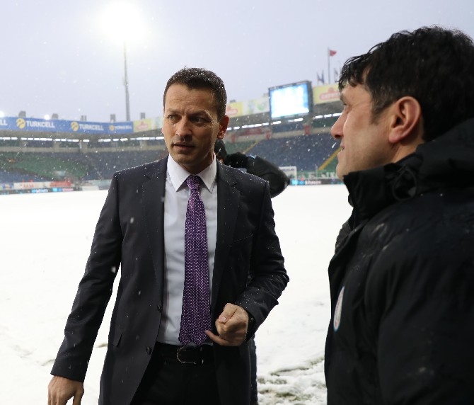 Çaykur Rizespor-Trabzonspor maçı öncesi kar yağışı etkili oluyor 5