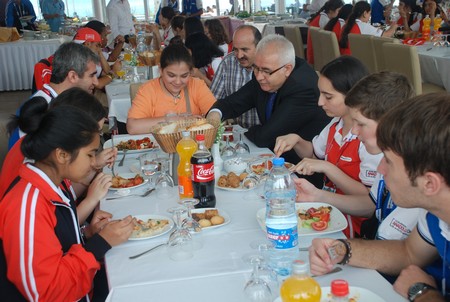 Türkçe'nin Çocukları Rize'den Geçti 100