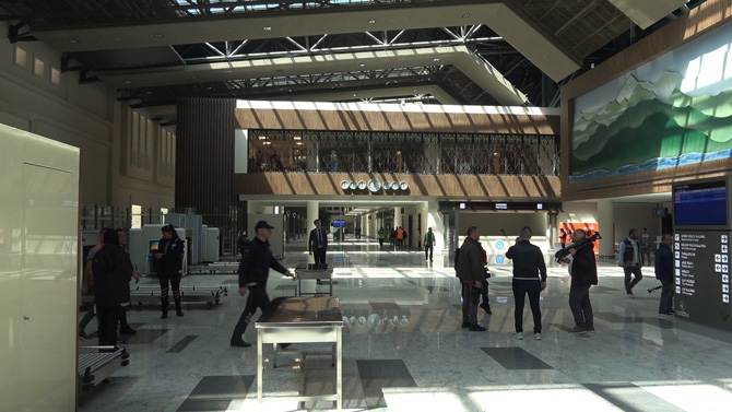 Bakan Karaismailoğlu, Rize-Artvin Havalimanı'nda açılış öncesi hazı 13