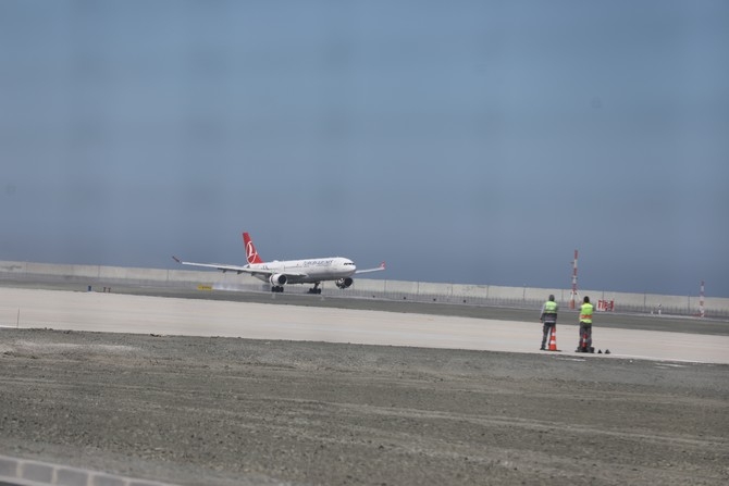 Rize-Artvin Havalimanı’na ilk yolcu uçağı indi 9