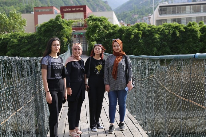 Türkiye’nin ilk turnikeli asma köprüsü Artvin’de 10