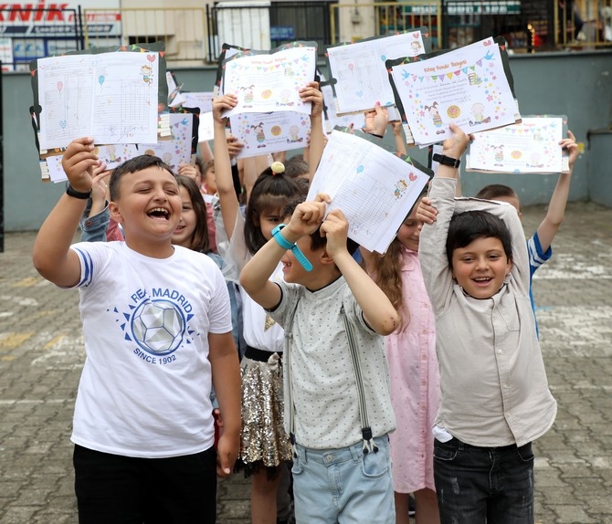 Rize'de 57 bin 655 öğrenci karnelerini aldı 57