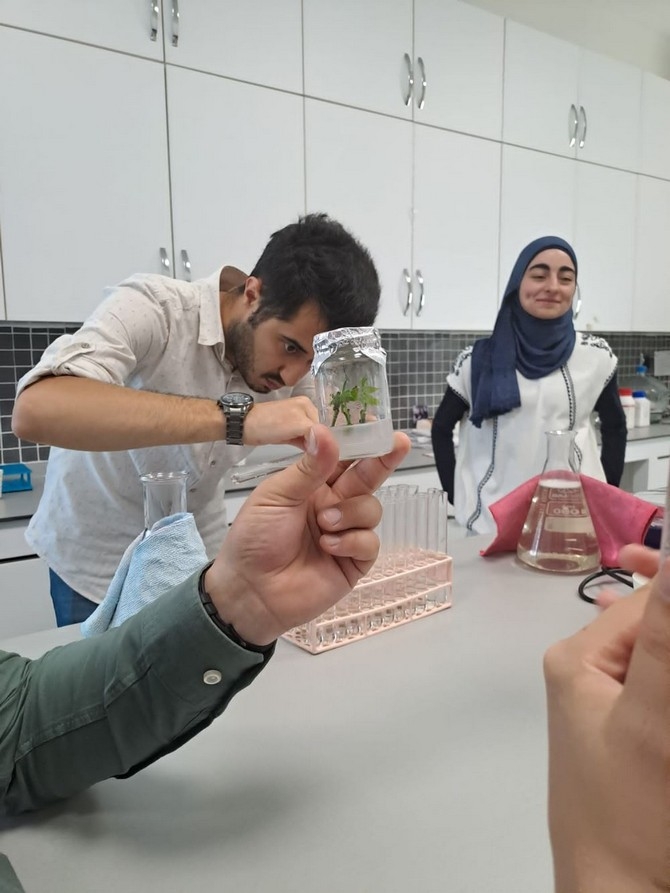 RTEÜ'de Çayda Uygulamalı Doku Kültürü Eğitimi Düzenlendi 5
