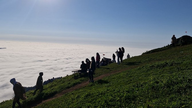 Bulutların üzerindeki Huser Yaylası doğa tutkunlarını ağırlıyor 10