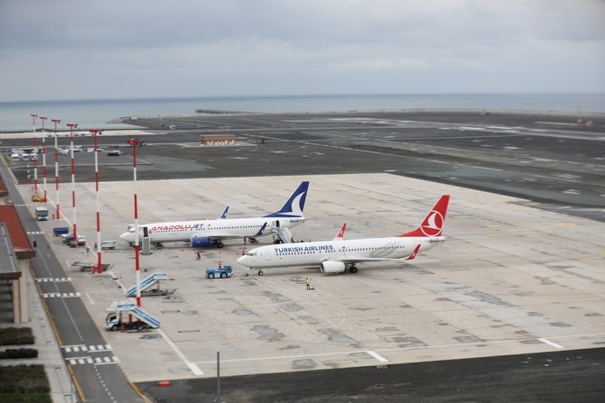 Rize-Artvin Havalimanı'nda 3 ayda 196 bin 826 yolcu trafiği gerçekl 3