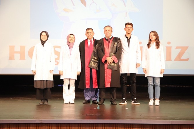 RTEÜ Tıp Fakültesi Beyaz Önlük Giyme Töreni Gerçekleştirildi 14