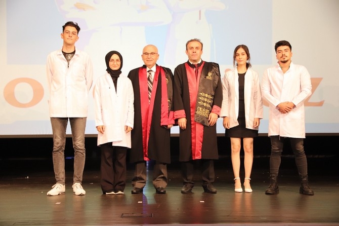 RTEÜ Tıp Fakültesi Beyaz Önlük Giyme Töreni Gerçekleştirildi 16