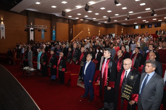 RTEÜ Tıp Fakültesi Beyaz Önlük Giyme Töreni Gerçekleştirildi 2