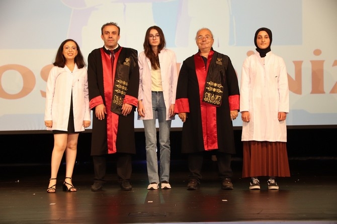 RTEÜ Tıp Fakültesi Beyaz Önlük Giyme Töreni Gerçekleştirildi 35