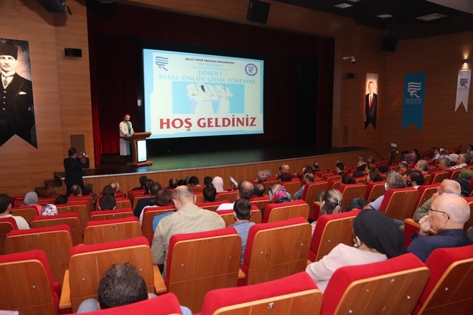 RTEÜ Tıp Fakültesi Beyaz Önlük Giyme Töreni Gerçekleştirildi 8