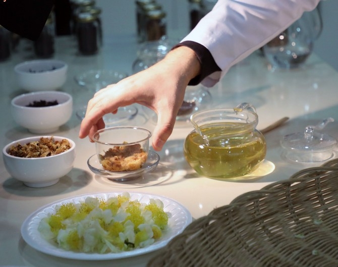Türk çayının yeni tadı "çiçek çayı" raflarda yerini aldı 7