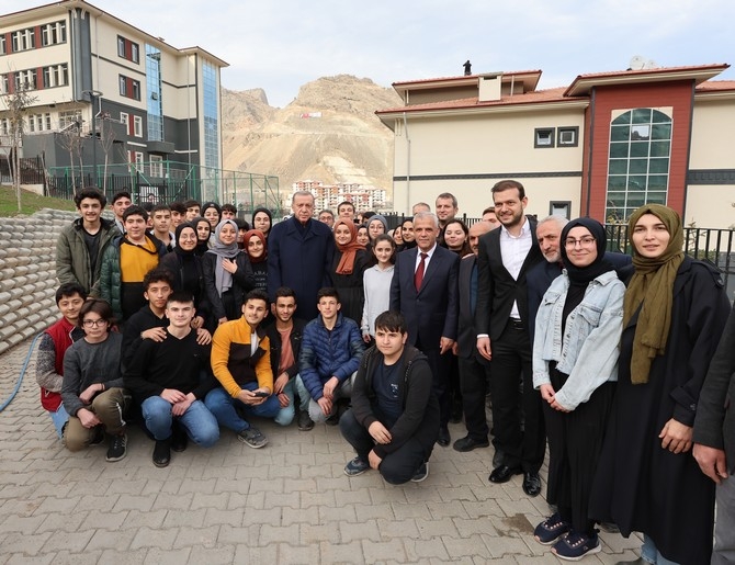 Cumhurbaşkanı Erdoğan Yusufeli Barajı ve HES'i Hizmete Açtı 17