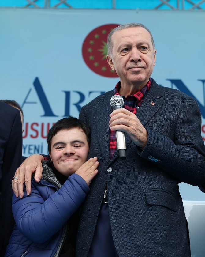 Cumhurbaşkanı Erdoğan Yusufeli Barajı ve HES'i Hizmete Açtı 6