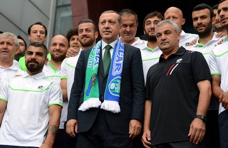 Erdoğan Rizespor'un Kupasını Kaldırdı 9