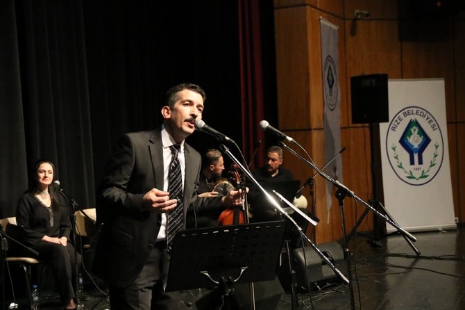 Rize'de Türk Sanat Müziği konserine yoğun ilgi 6