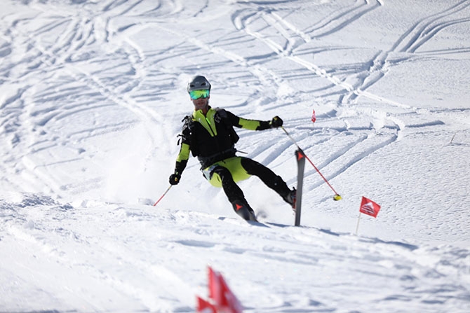 Gençler ve Büyükler Dağ Kayağı Türkiye Şampiyonası Rize'de yapıldı 13