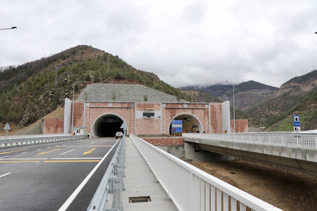 Yeni Zigana Tüneli açılış için gün sayıyor 7