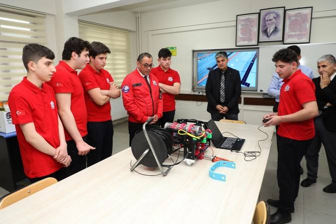 Rize'de meslek lisesi öğrencileri, su altı sistemleri araçlarıyla TEKNOFEST'te yarışacak 5