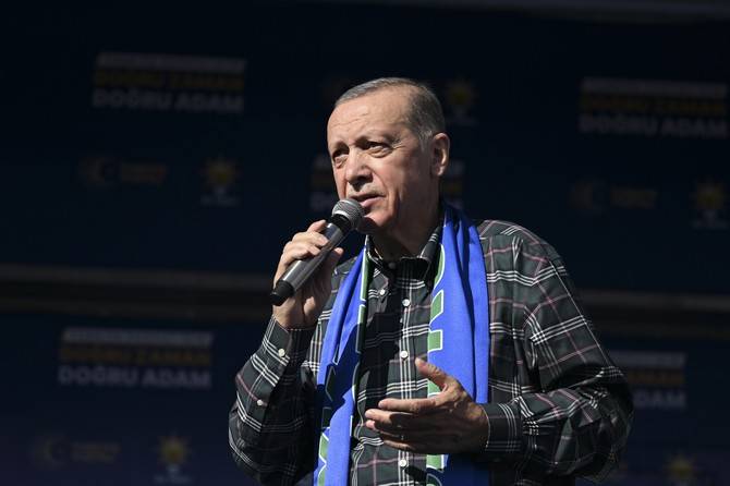 Cumhurbaşkanı Erdoğan Rize'de 57
