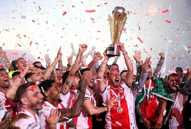 Süper Lig'e yükselen Samsunspor kupasını aldı 1