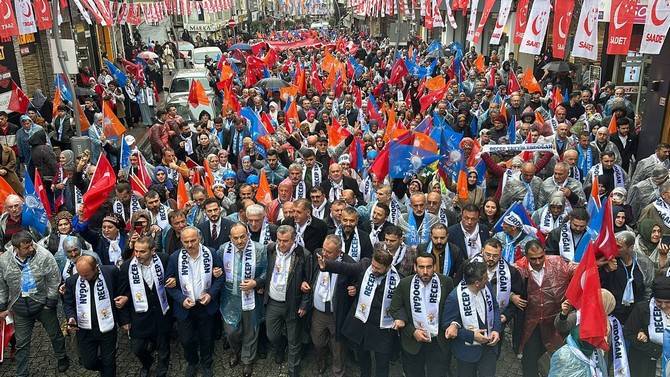 AK Parti Rize’de Sevgi Yürüyüşü Düzenledi 50