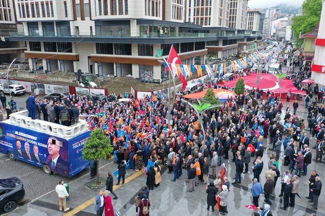 AK Parti Rize’de Sevgi Yürüyüşü Düzenledi 60