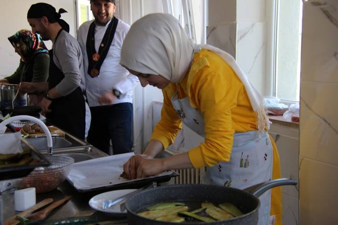 Rize’de öğretmenler en güzel yemeği yapmak için yarıştı 14