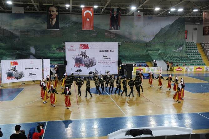 Rize’de 19 Mayıs Atatürk'ü Anma Gençlik ve Spor Bayramı coşkuyla kutlandı 13