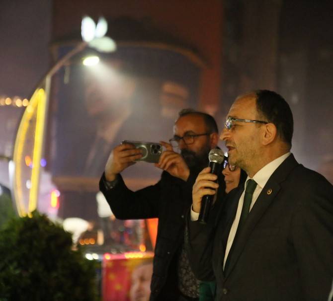 Cumhurbaşkanı Erdoğan'ın seçim başarısı Rize'de kutlanıyor 5