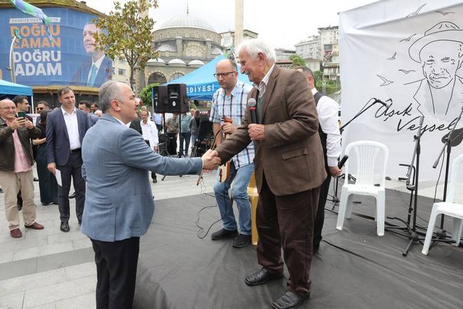 Rize’de Aşık Veysel ölümünün 50. yıldönümünde anıldı 7