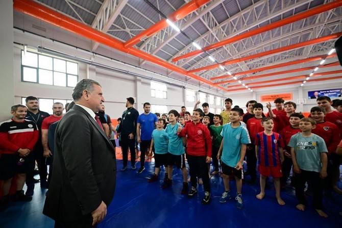 Gençlik ve Spor Bakanı Bak, Rize'de 69