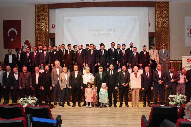 Rize Müftü Yusuf Karali Dini Yüksek İhtisas Merkezi'nde mezuniyet töreni düzenlendi 38