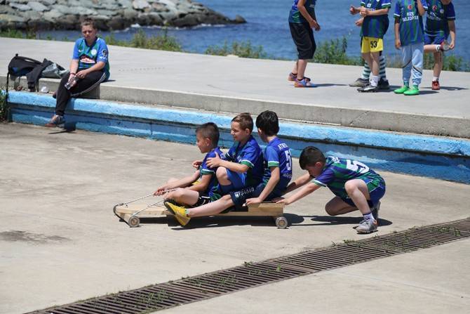 Rize Belediyesi Mahalleler Çocuk Futbol Turnuvası ve Şöleni Tamamlandı 6