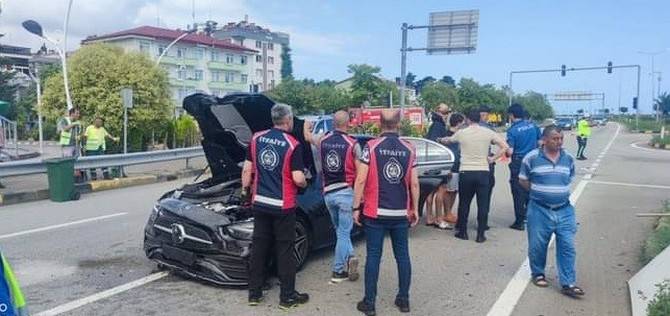 Galatasaray’ın Rizeli futbolcusu Barış Alper Yılmaz, Giresun'da trafik kazası geçirdi 3