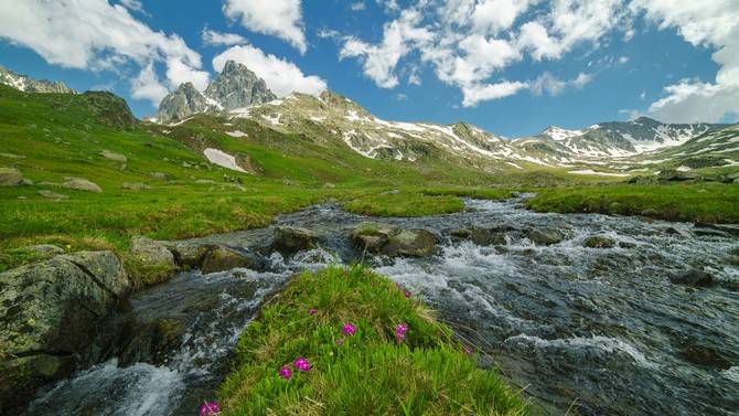 Kaçkar Dağları, Kurban Bayramı tatilinde doğa tutkunlarının uğrak yeri oldu 21