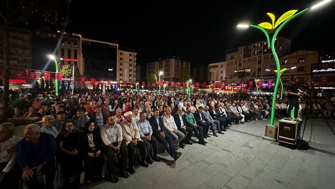 Rize’de 15 Temmuz Demokrasi ve Milli Birlik Günü anma programı düzenlendi 64