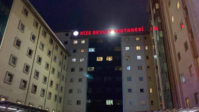 Rize Devlet Hastanesinde Silahlı Olay 5 Yaralı 14