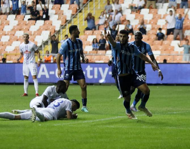 Adana Demirspor - Çaykur Rizespor maçından kareler 37