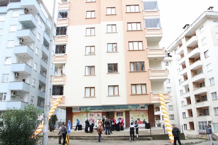 Berat Camii Şefkat Kur’an Kursu Törenle Açıldı 1