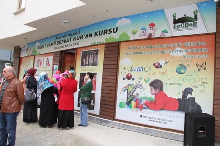 Berat Camii Şefkat Kur’an Kursu Törenle Açıldı 12