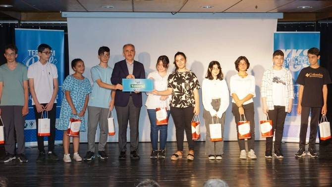 LGS ve YKS'de Rize'de Dereceye Giren Öğrenciler İçin Ödül Töreni Düzenlendi 28